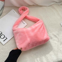 Fluffy Shoulder Messenger Bag Plush Soft Underarm Shoulder Fashion Casual Soft Crossbody Bags Women Totes Bags Clutch Bag